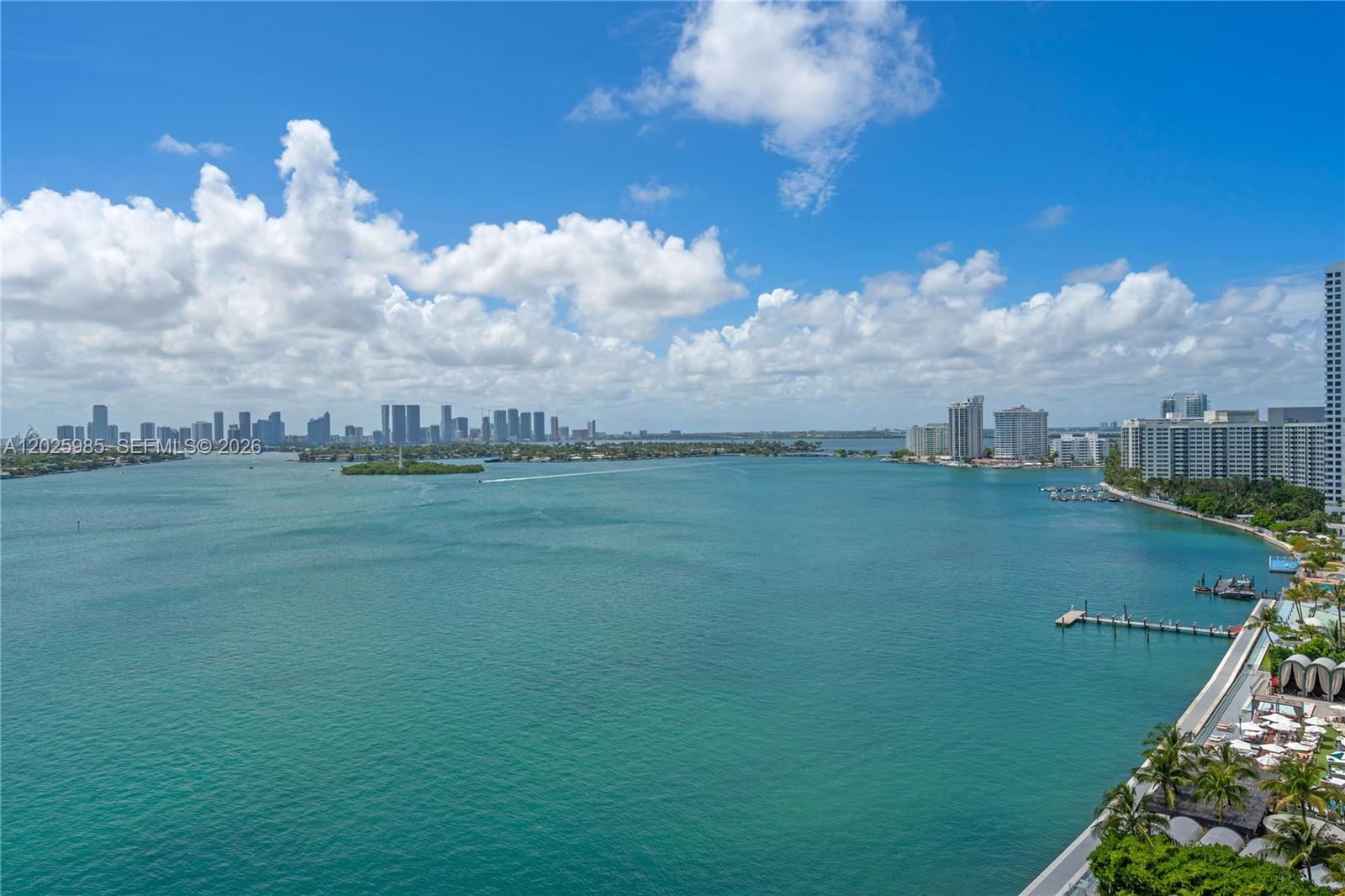 MIRADOR 1000 CONDO - Residential