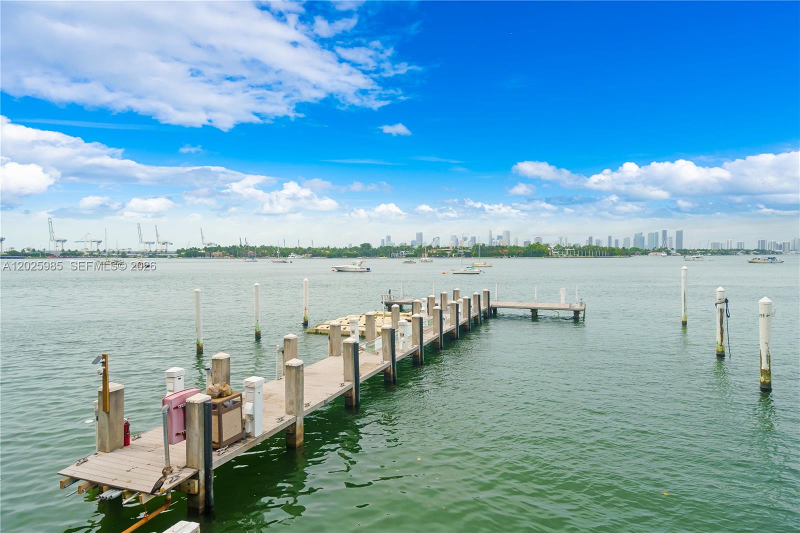MIRADOR 1000 CONDO - Residential