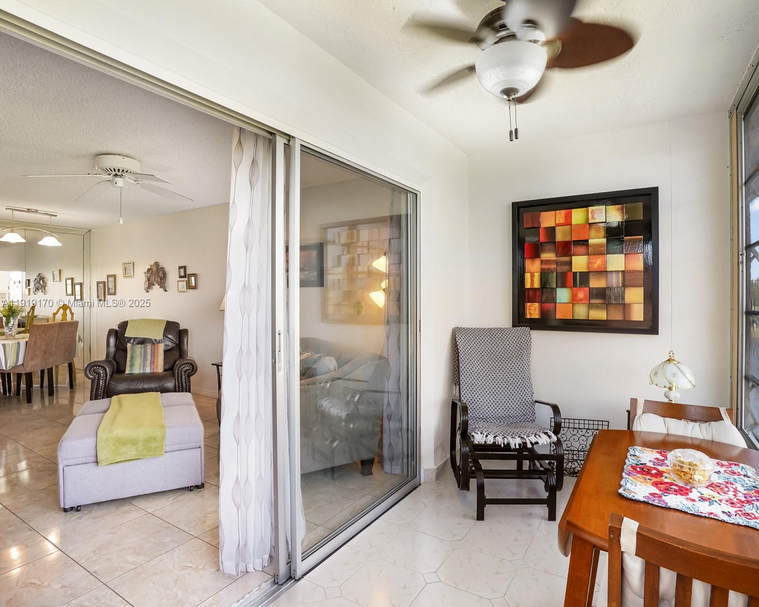 SUNRISE LAKES 118 CONDO - Residential