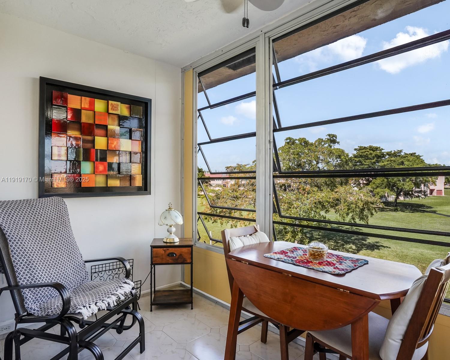 SUNRISE LAKES 118 CONDO - Residential