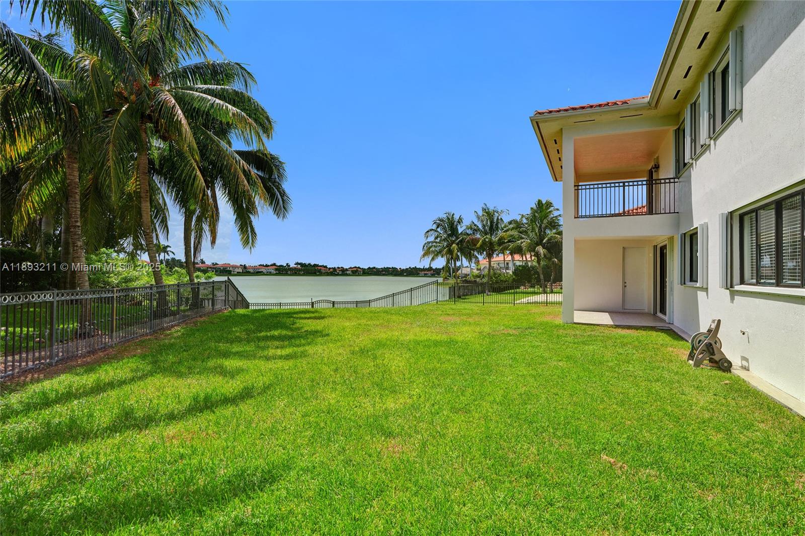 CUTLER CAY - Residential Lease