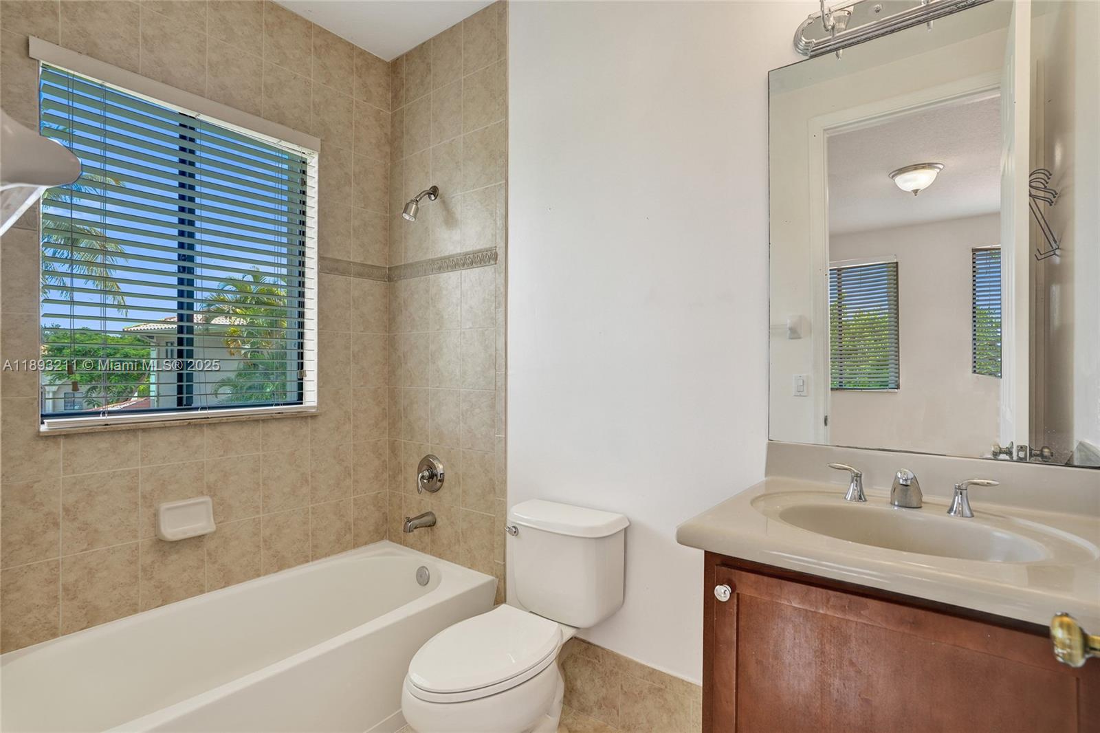 CUTLER CAY - Residential Lease