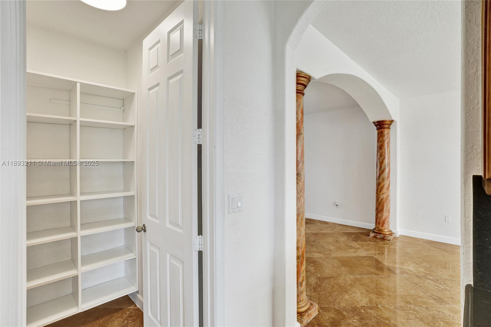 CUTLER CAY - Residential Lease