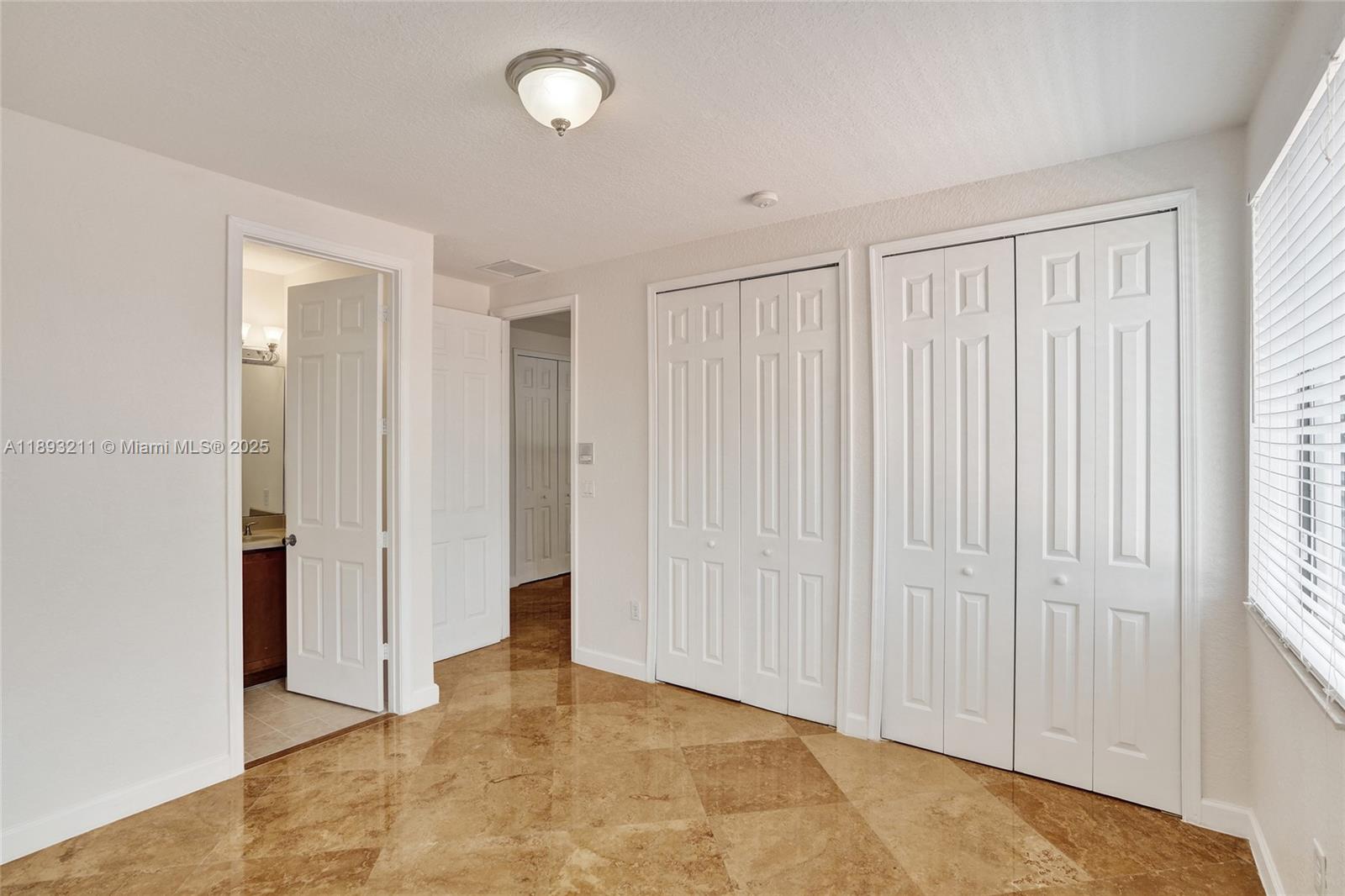 CUTLER CAY - Residential Lease