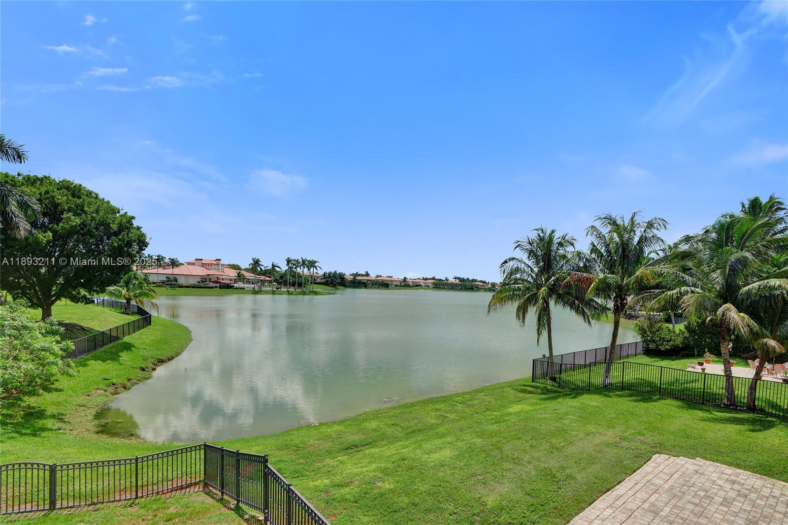 CUTLER CAY - Residential Lease