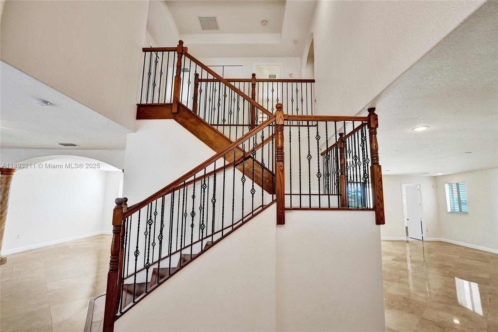 CUTLER CAY - Residential Lease