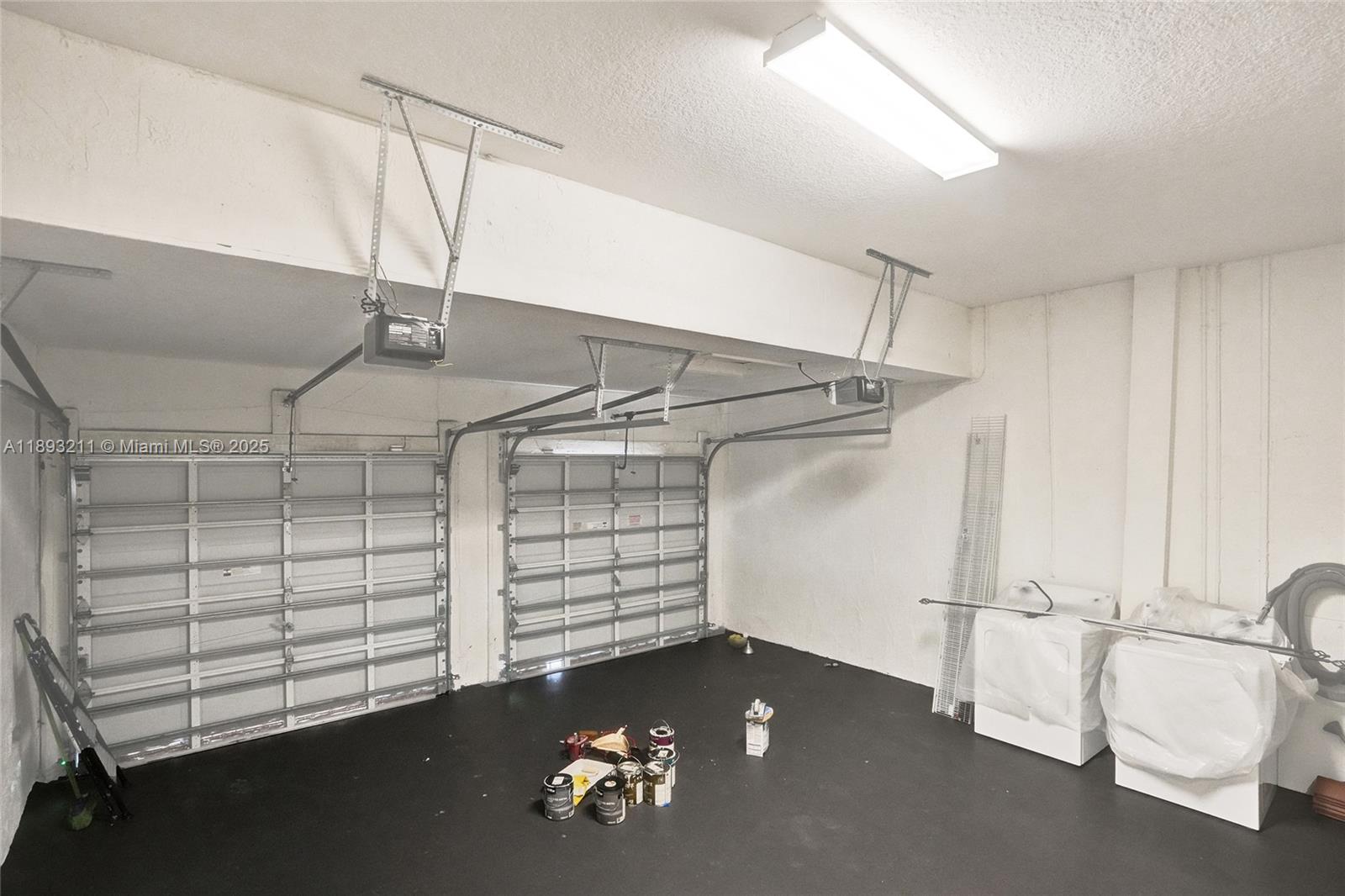 CUTLER CAY - Residential Lease