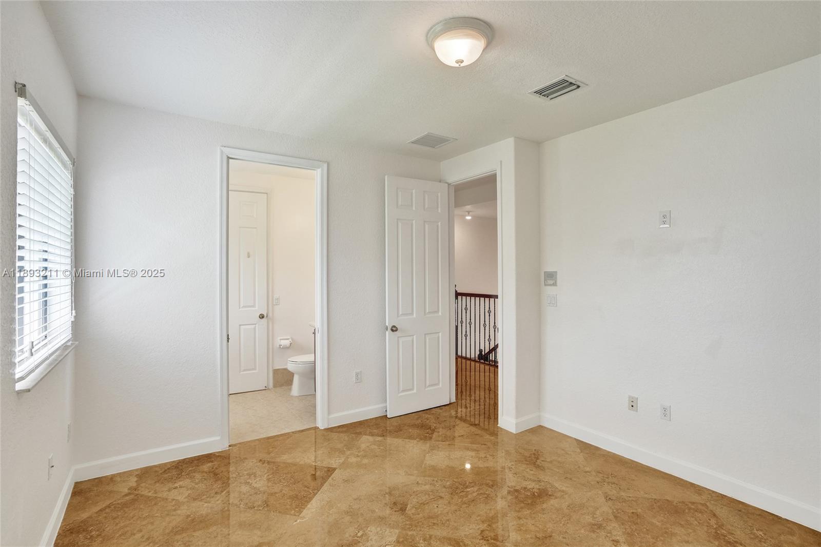 CUTLER CAY - Residential Lease