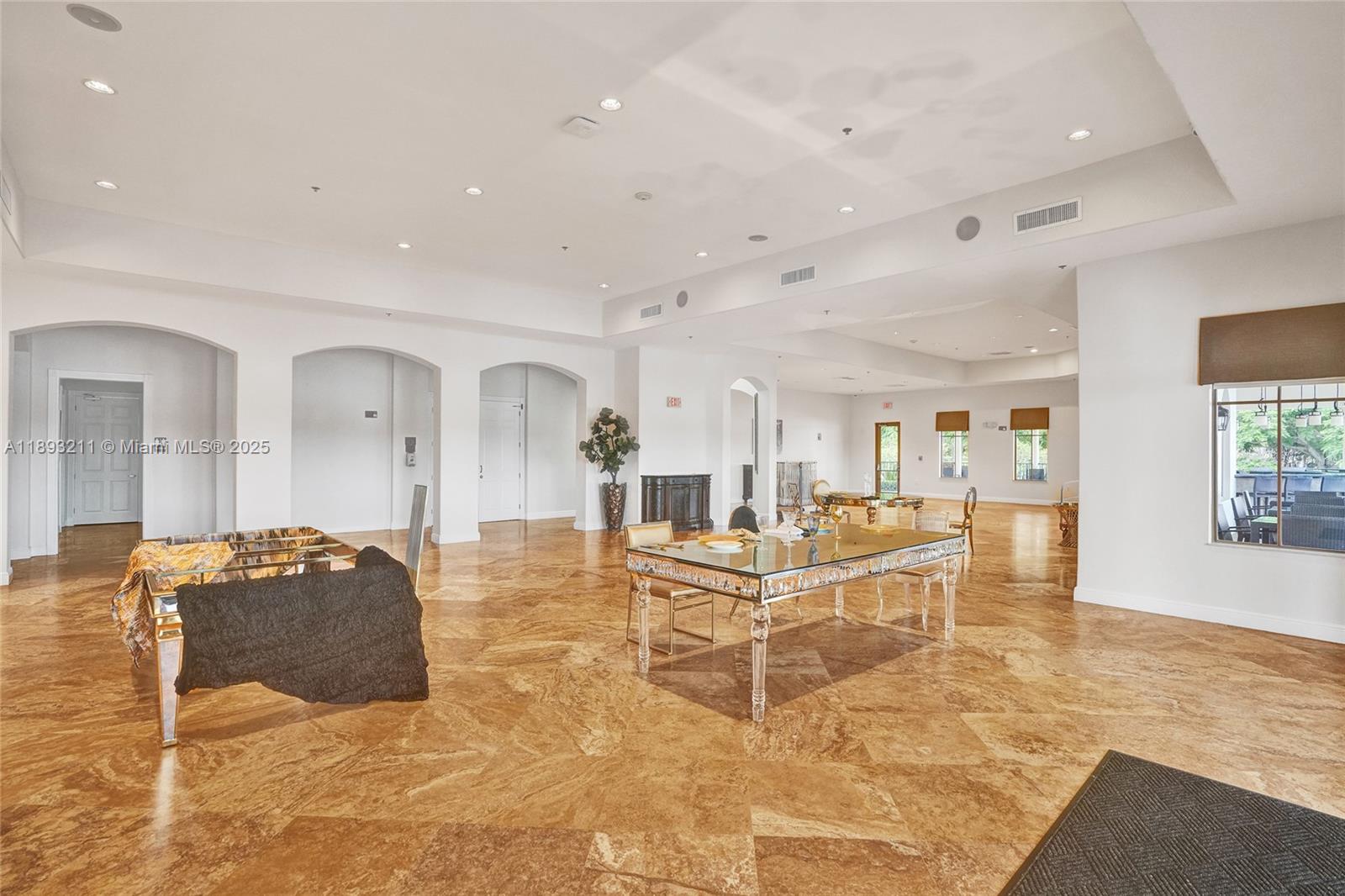 CUTLER CAY - Residential Lease