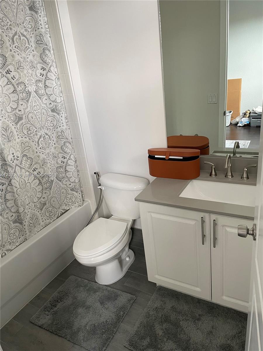 COBBLESTONE CONDO - Residential