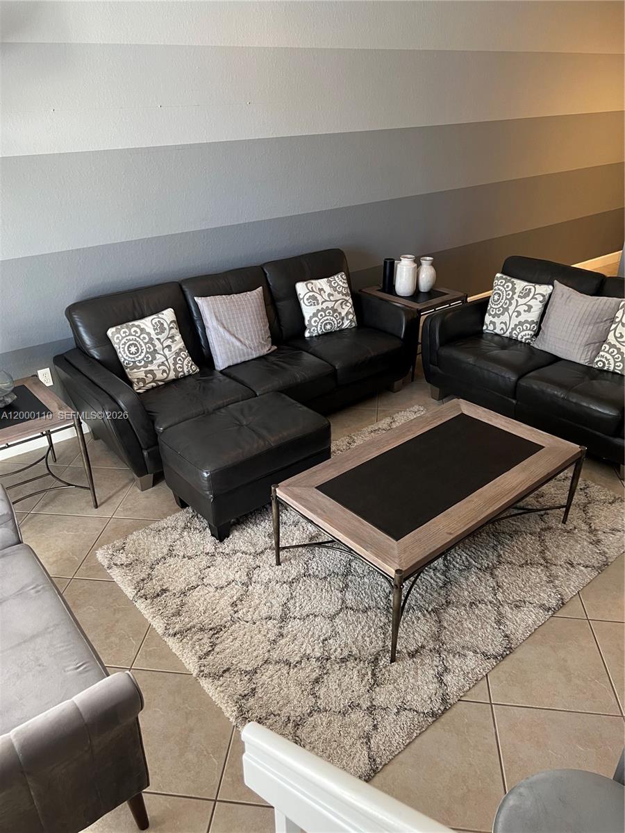 808 SW 147th Ave 3608