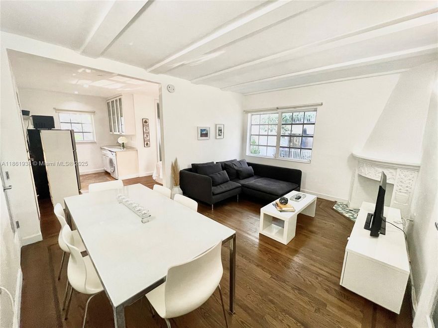 Beautiful and cozy studio available for sale in the heart of South Beach! Excellent location! Semi-private bedroom, wood floor, W/D in the unit, and lots of natural light! Schedule your appointment today. Easy to show.