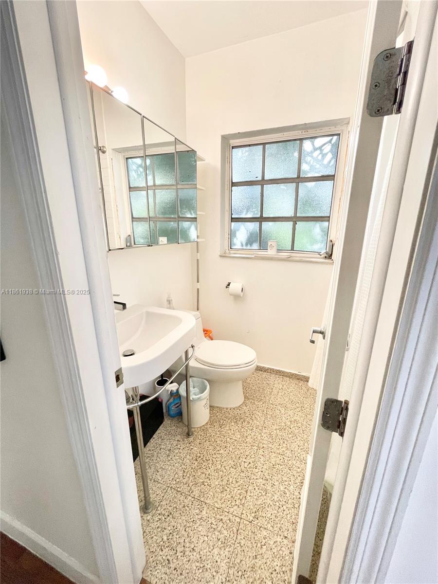 BEACHGARDENS CONDO - Residential