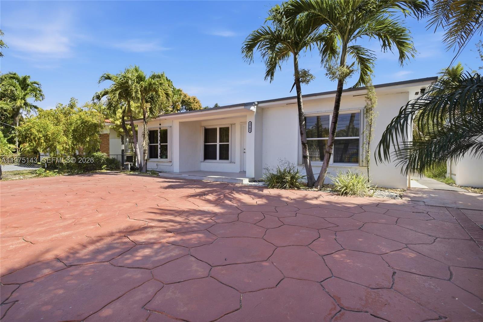 SILVER BLUFF GARDENS - Residential Lease