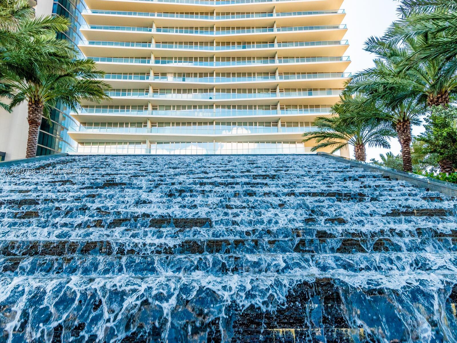 Turnberry Ocean Club - Residential