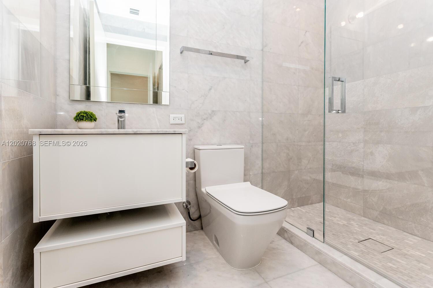 Turnberry Ocean Club - Residential