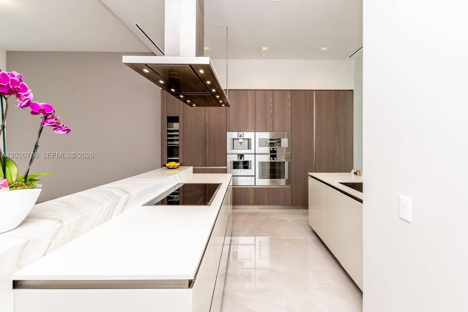 Turnberry Ocean Club - Residential