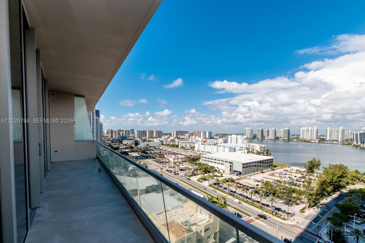 Turnberry Ocean Club - Residential