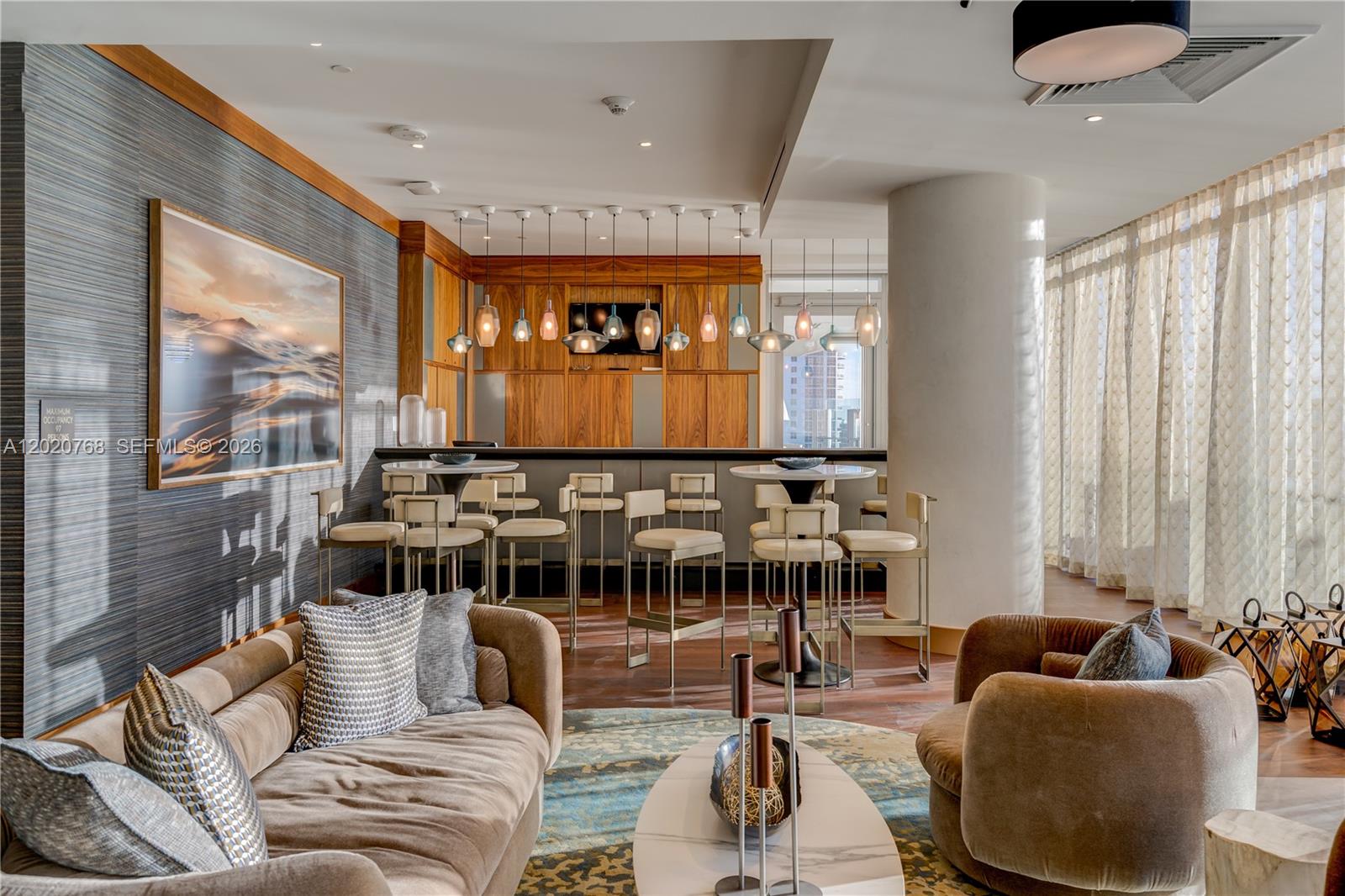 Turnberry Ocean Club - Residential