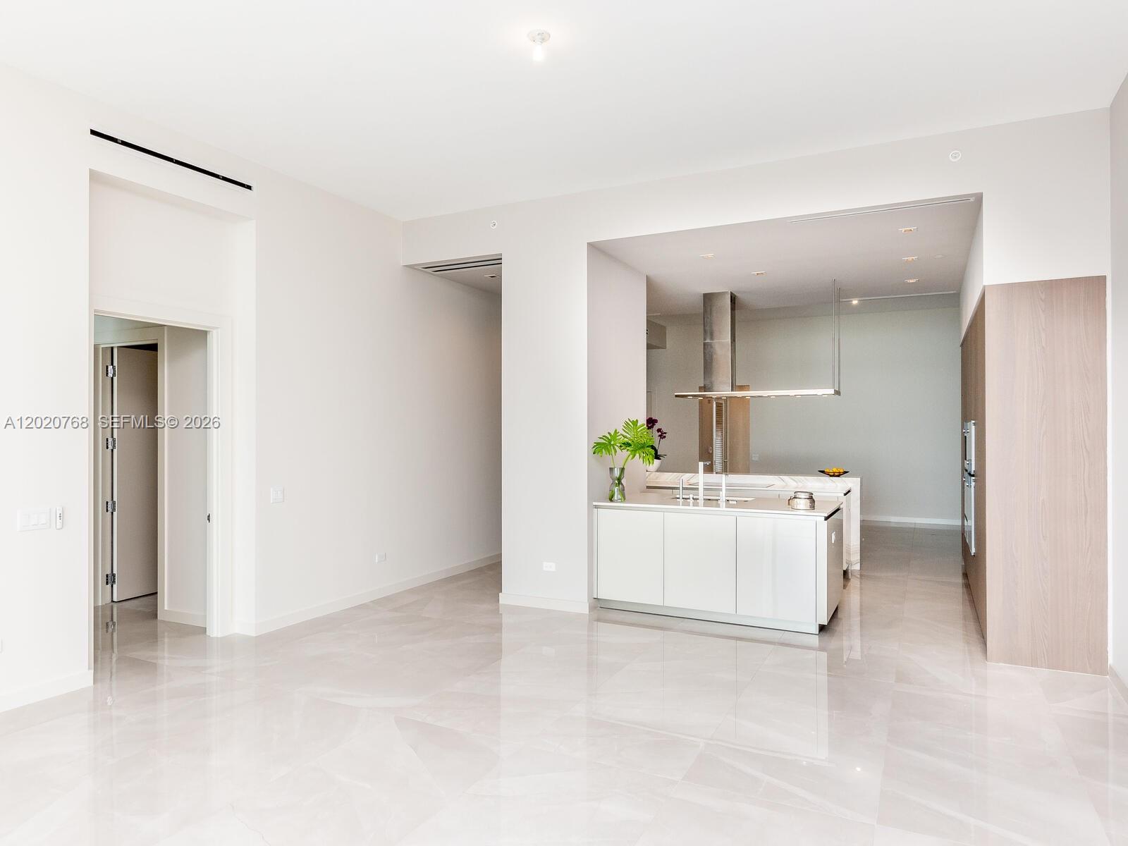 Turnberry Ocean Club - Residential
