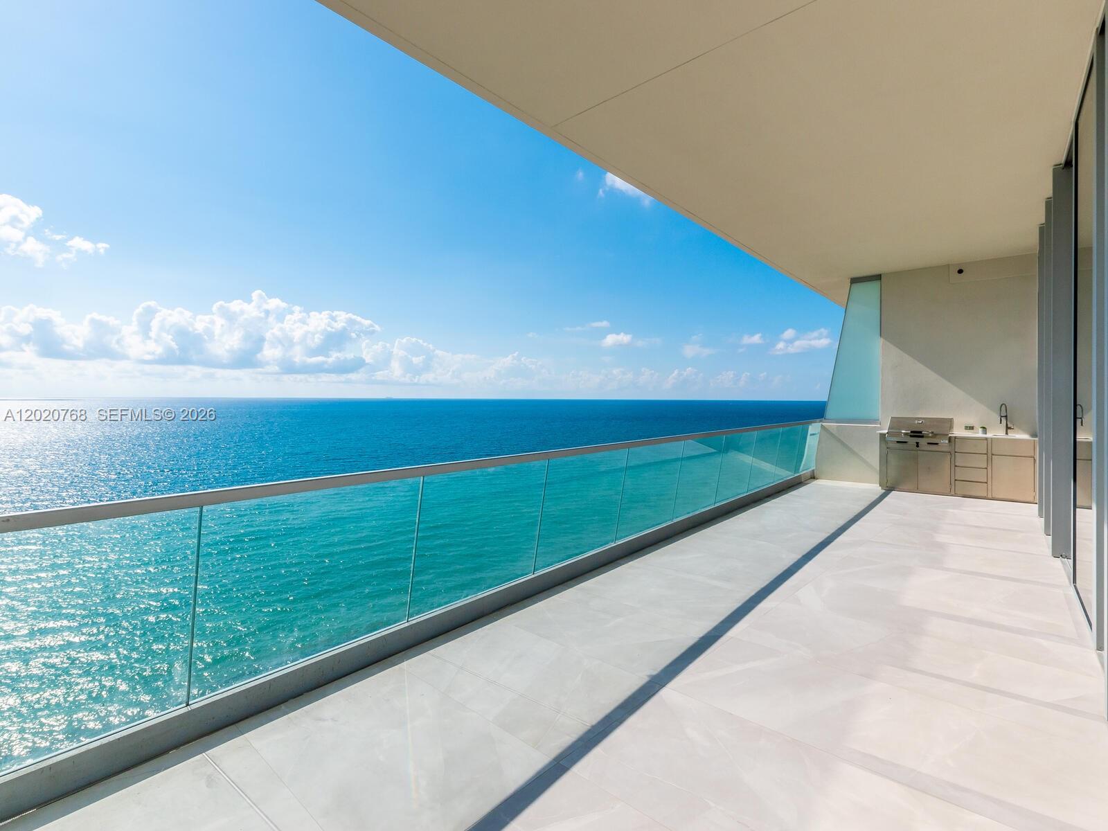 Turnberry Ocean Club - Residential