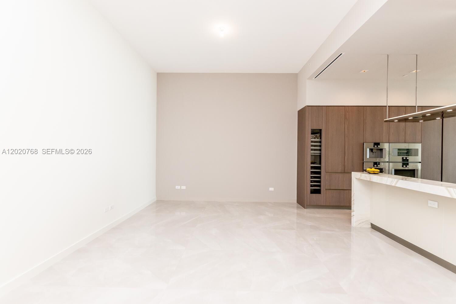 Turnberry Ocean Club - Residential