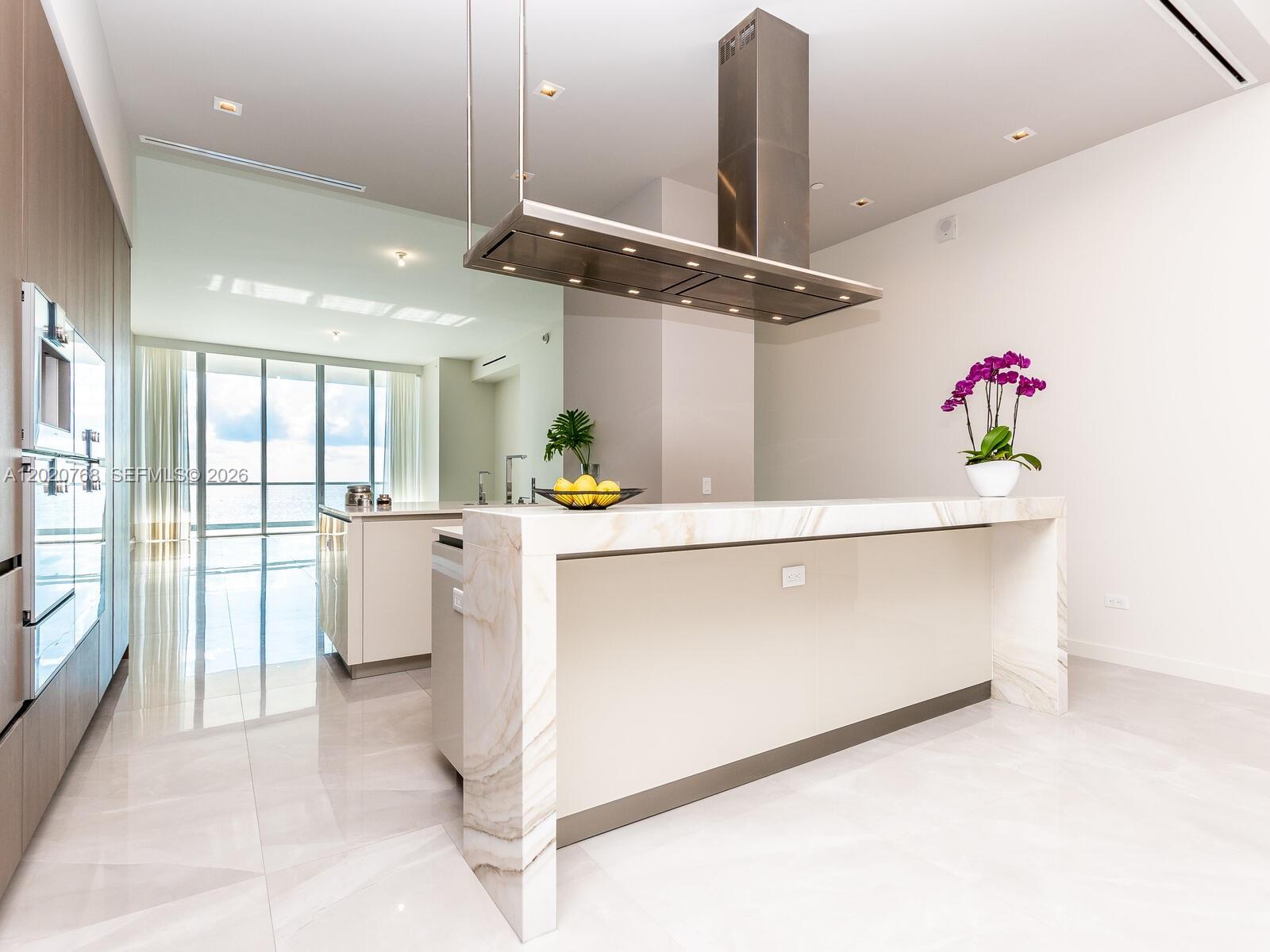 Turnberry Ocean Club - Residential
