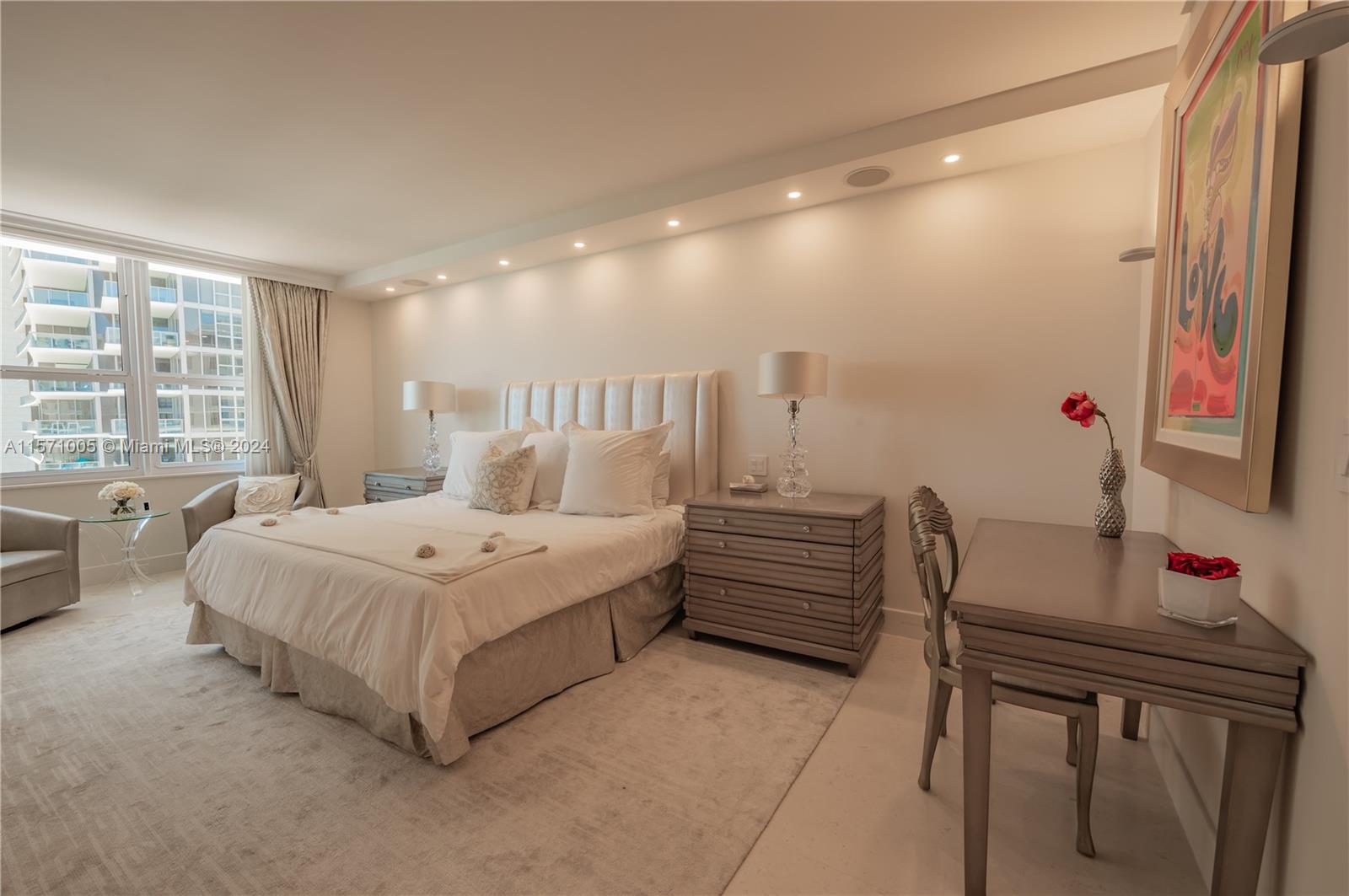 BALMORAL CONDO - Residential