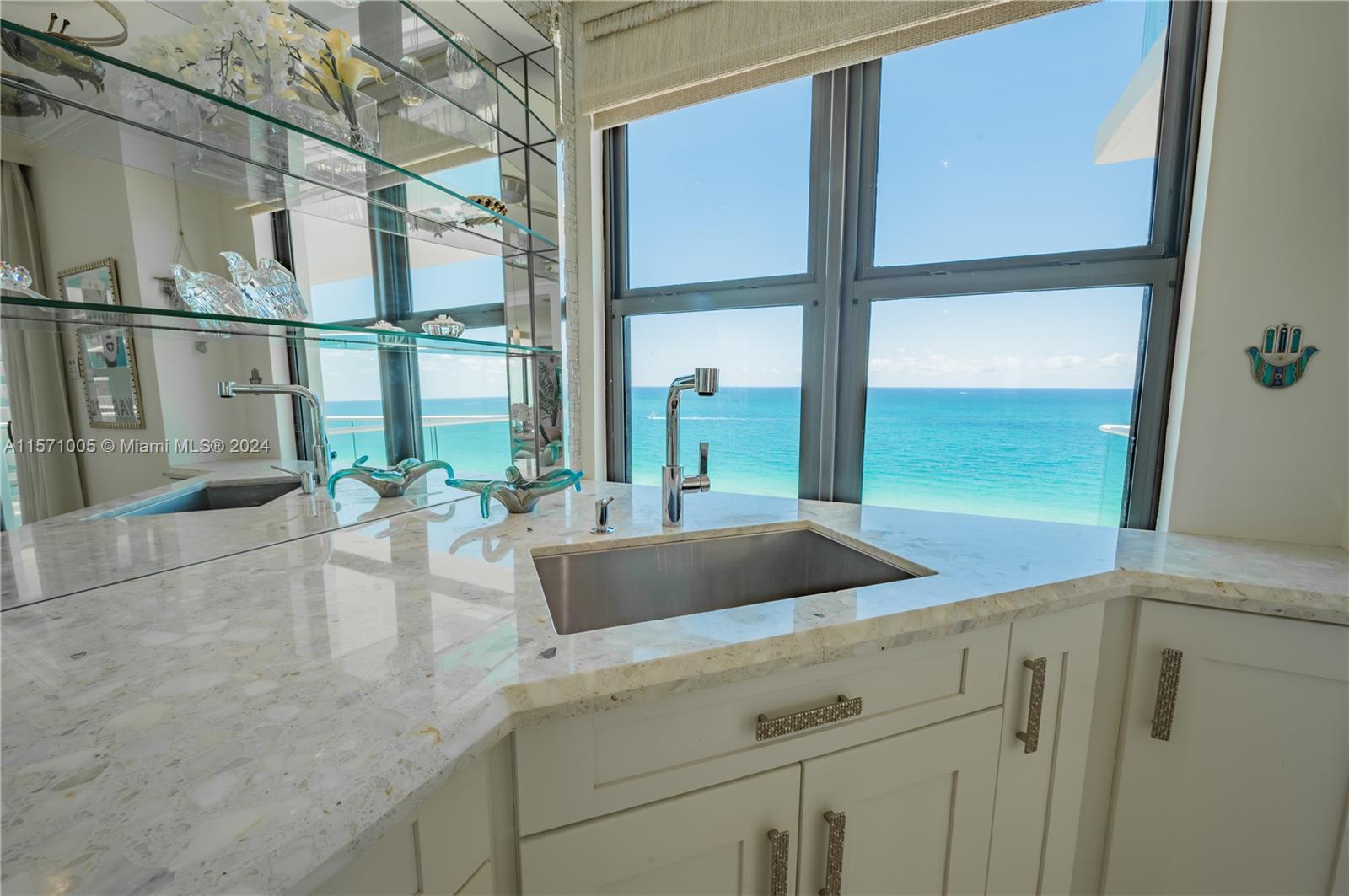 BALMORAL CONDO - Residential