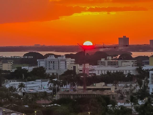 BALMORAL CONDO - Residential