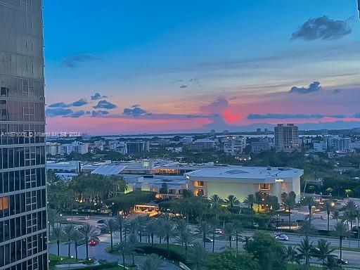 BALMORAL CONDO - Residential