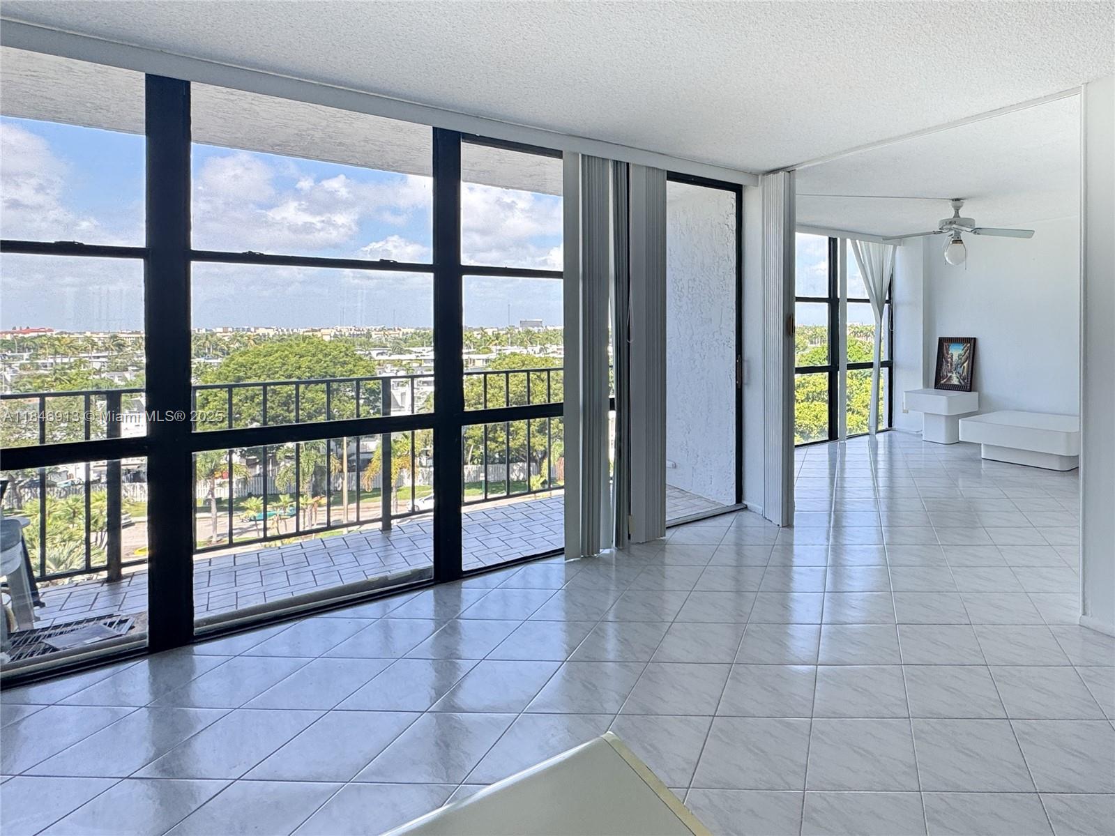 Unobstructed Views from floor to ceiling windows. Spacious unit can be converted into 2 bedroom. Building situated on the Intracoastal. Building has many amenities including 24/7 attended lobby security, social activities, heated swimming pool, state-of-the-art gym, sauna, tennis, BBQ area, billiard, table tennis, bicycle storage and full-time management. Less than 2 miles to the beach, close to Hollywood Boardwalk, Aventura Mall, Waterpark,, shopping, casinos, restaurants, race tracks, Brightline, marinas, golf courses, cruise ships and Ft. Lauderdale Airport