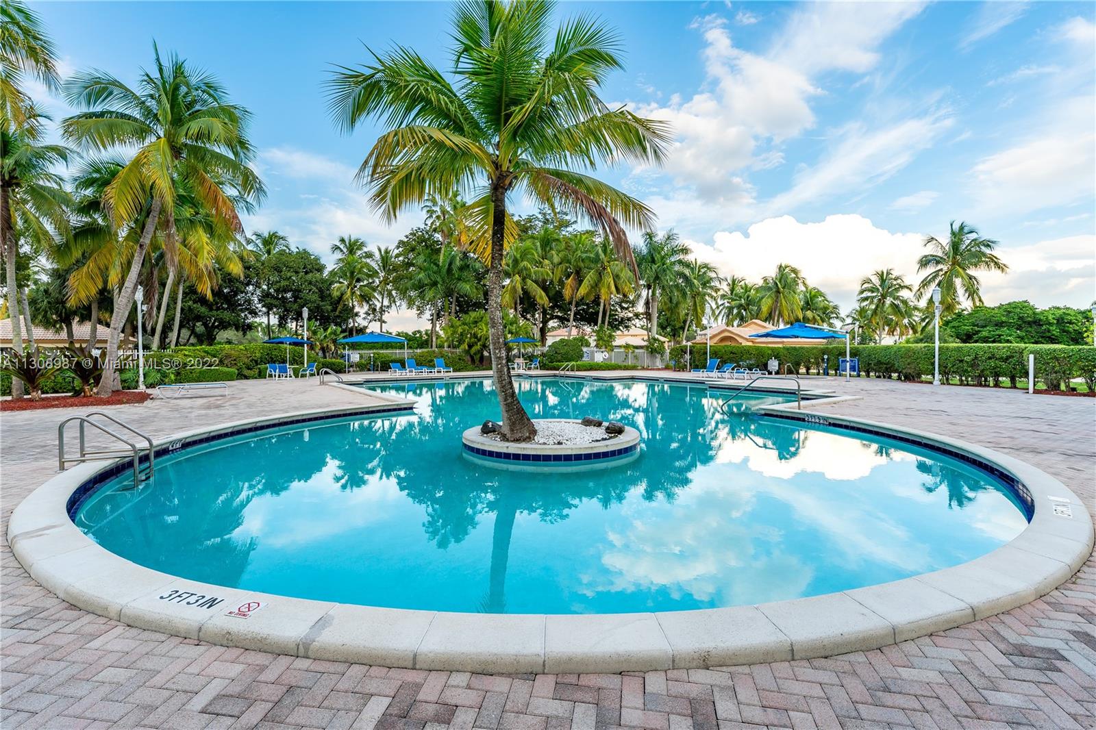 PEMBROKE ISLES 1 - Residential Lease