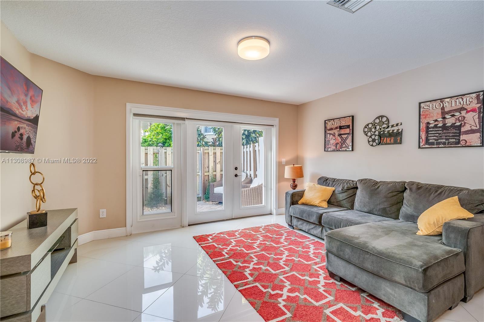 PEMBROKE ISLES 1 - Residential Lease