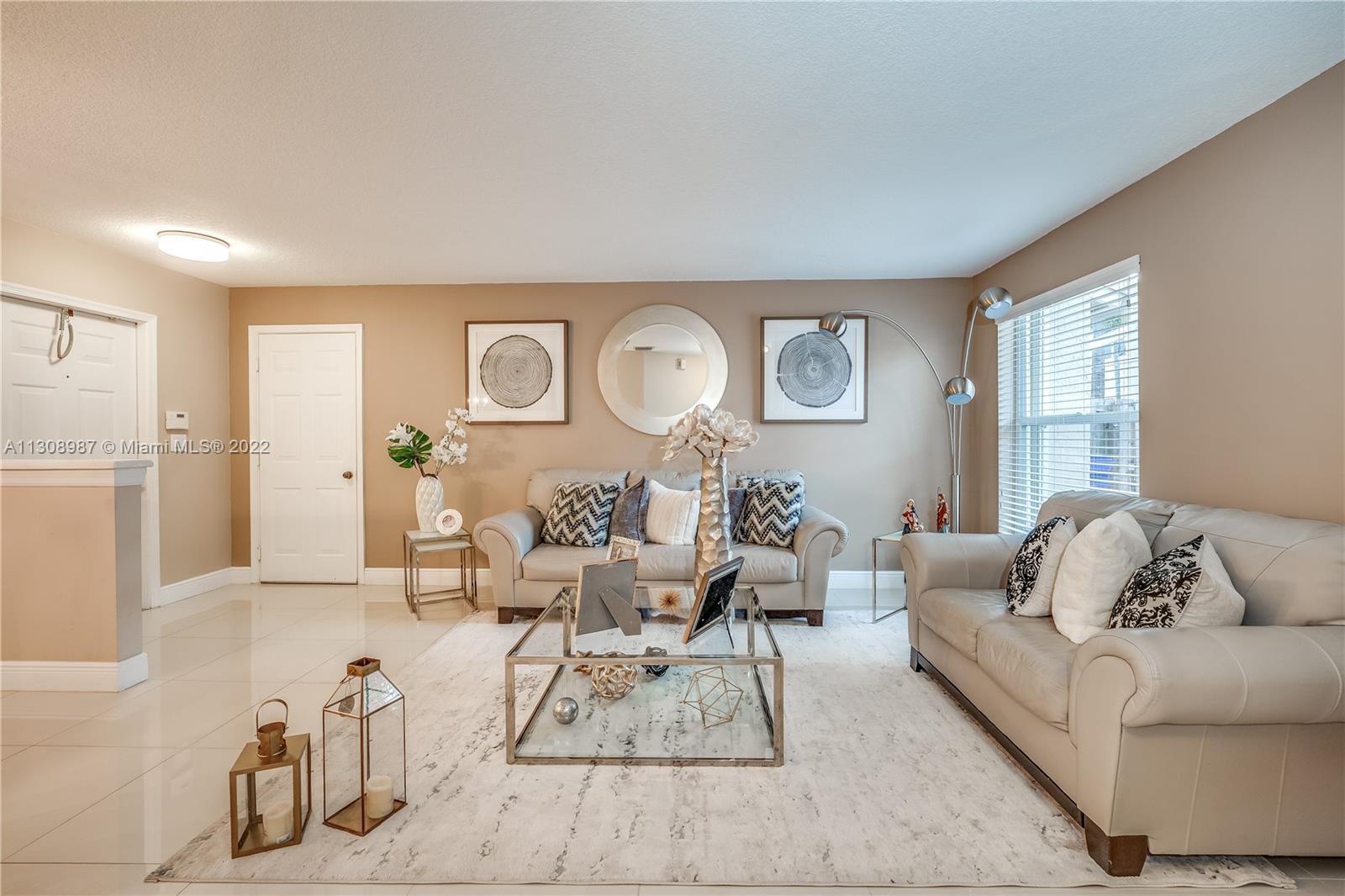 PEMBROKE ISLES 1 - Residential Lease