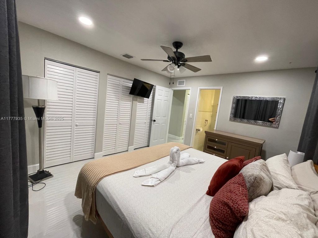 listing image 51