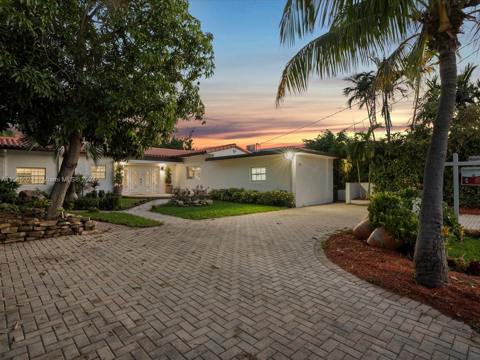 BISCAYNE POINT - Residential