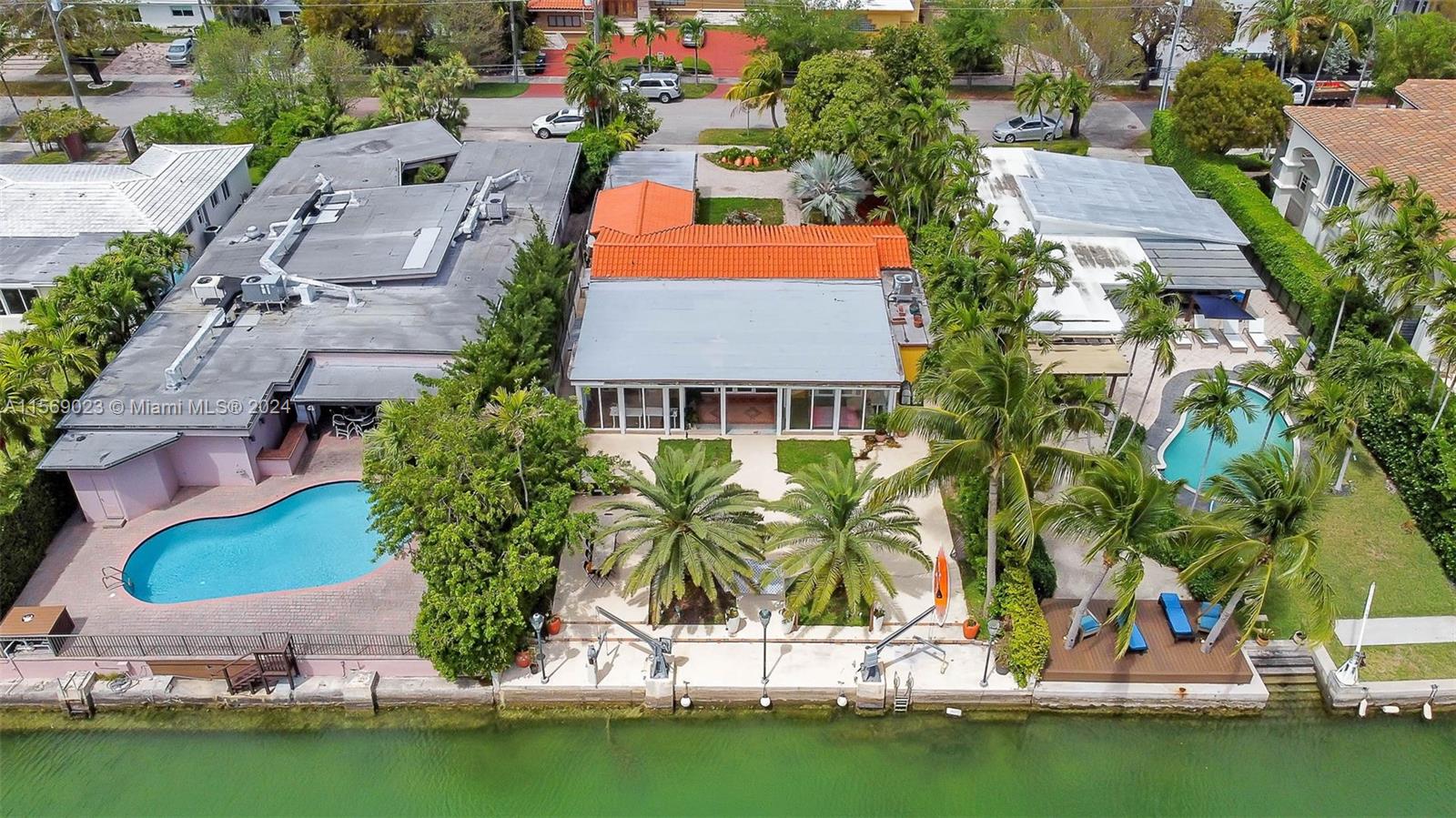 BISCAYNE POINT - Residential