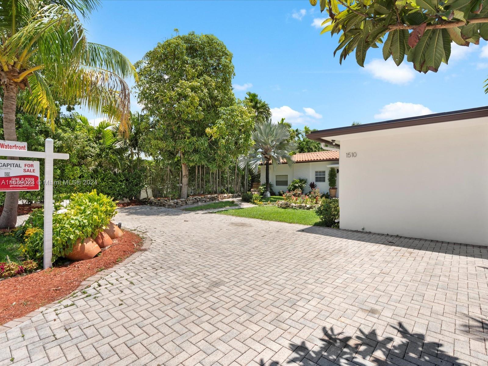 BISCAYNE POINT - Residential