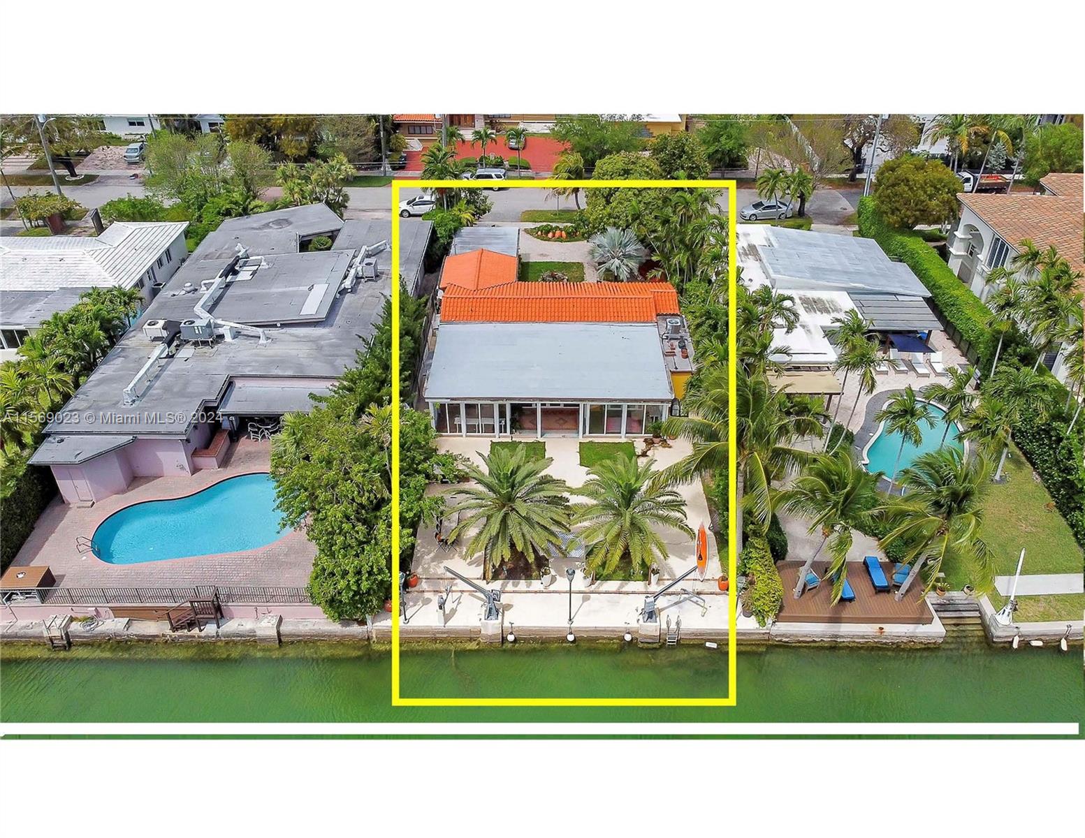 Property for Sale at 1510 Cleveland Rd, Miami Beach, Miami-Dade County, Florida - Bedrooms: 5 
Bathrooms: 4  - $2,878,000