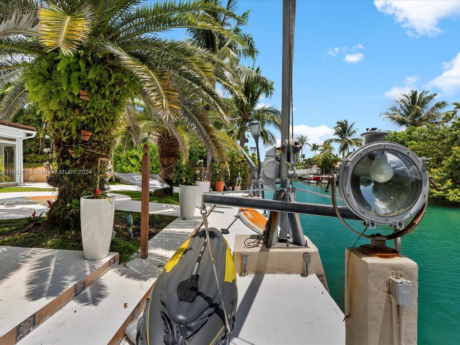 BISCAYNE POINT - Residential