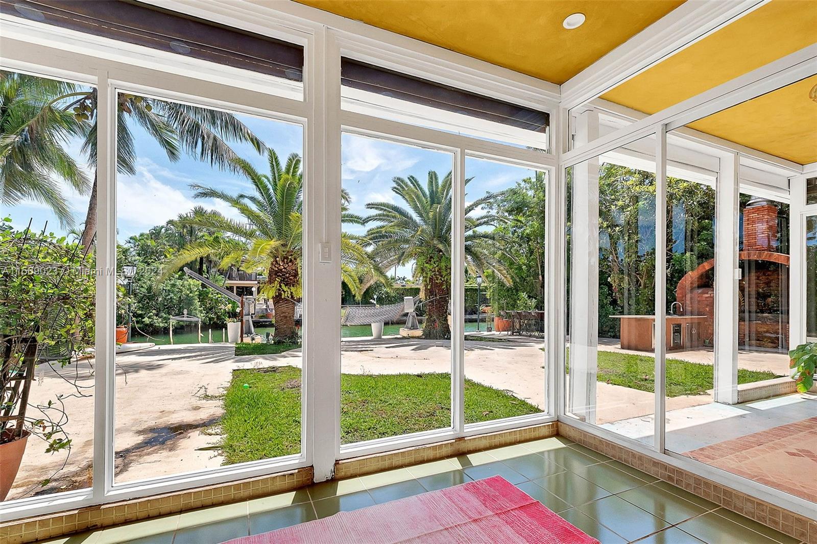 BISCAYNE POINT - Residential