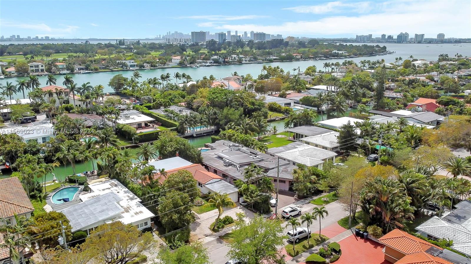 BISCAYNE POINT - Residential