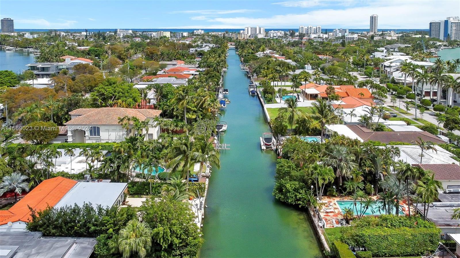 BISCAYNE POINT - Residential