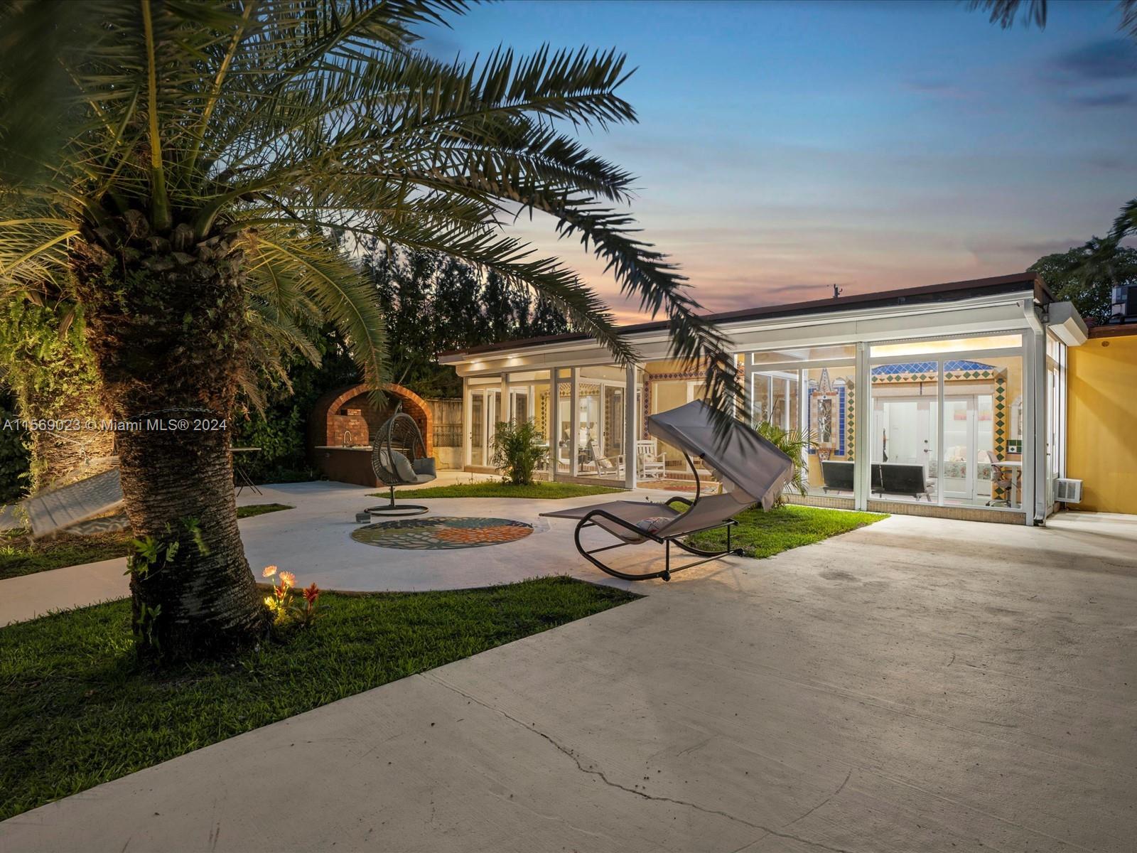 BISCAYNE POINT - Residential