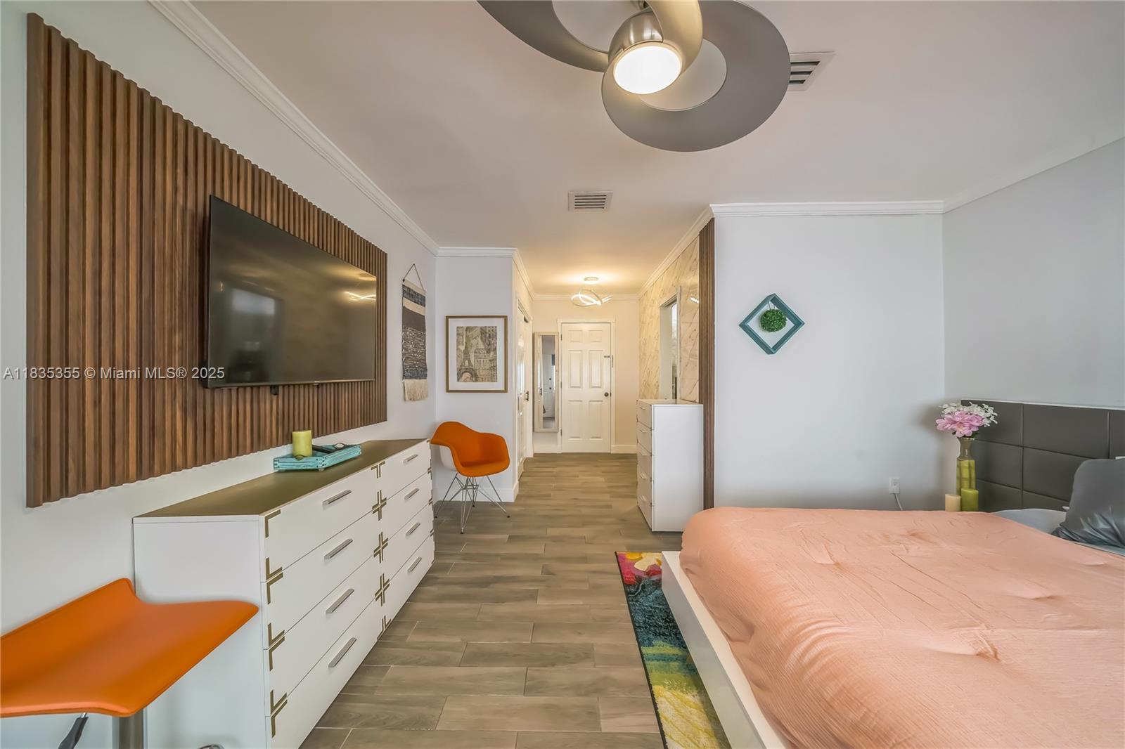 LAUDERDALE - Residential