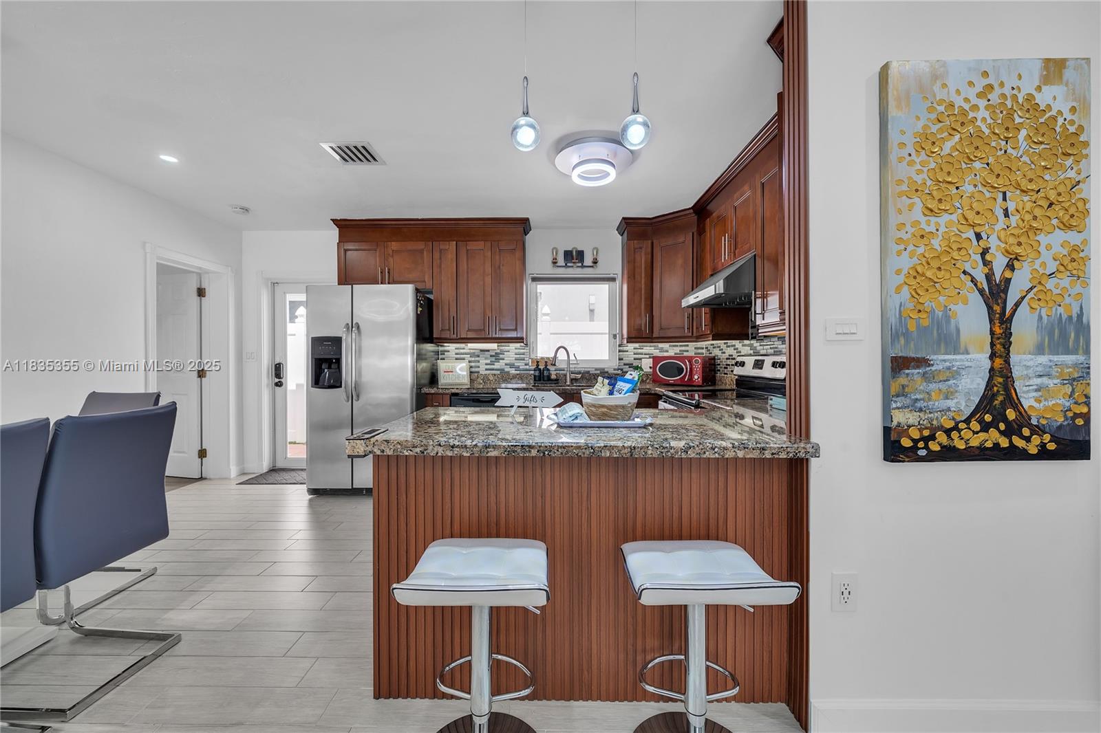 LAUDERDALE - Residential