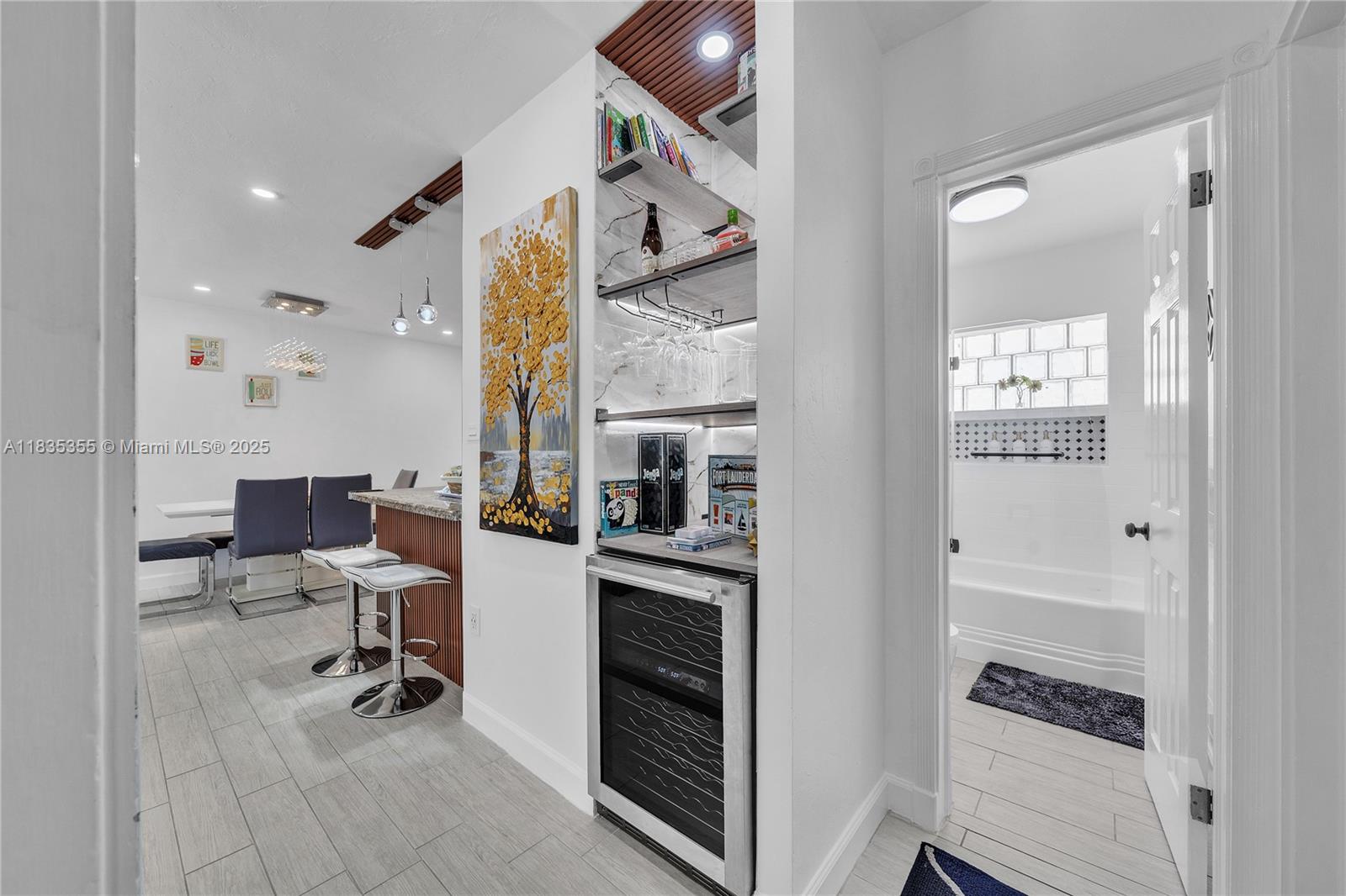 LAUDERDALE - Residential