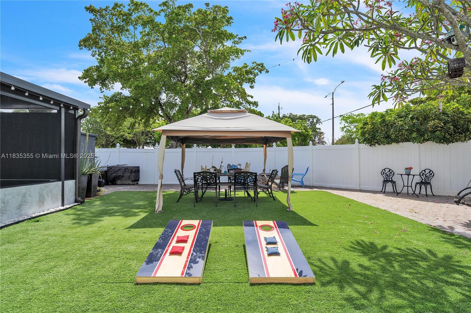 LAUDERDALE - Residential