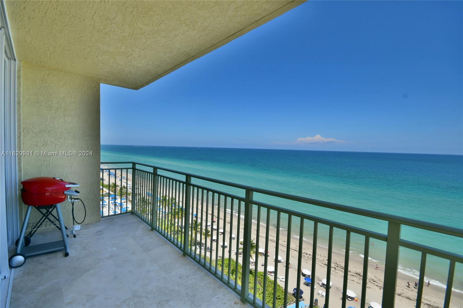 2080 S Ocean Dr 1111, Hallandale Beach, Broward County, Florida - 3 Bedrooms  
2 Bathrooms - 